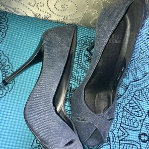 🦋 Stuart Weitzman heels 👠
